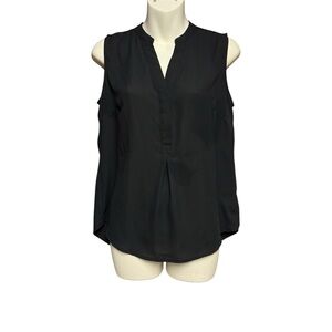 The Limited Black Sleeveless Women's Top size small fun pleating deep V